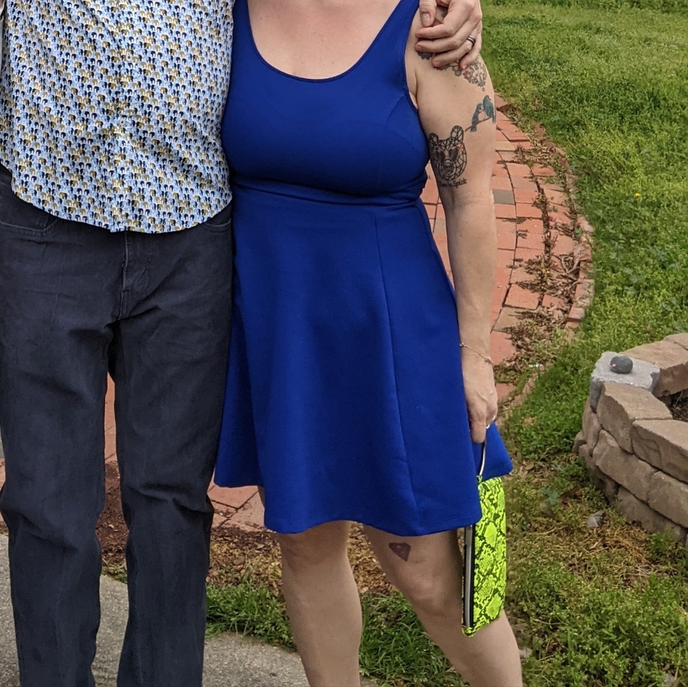 Sleeveless blue dress